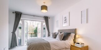 Co można powiesić na ścianie w sypialni? Co można powiesić na ścianie w sypialni?