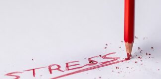 Czy buty i torebka muszą być w tym samym kolorze? Czy buty i torebka muszą być w tym samym kolorze?