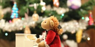 Jaki stanik do mocno wyciętej sukienki? Jaki stanik do mocno wyciętej sukienki?