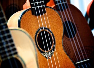 Czy trudno jest nauczyć się grać na ukulele? Czy trudno jest nauczyć się grać na ukulele?
