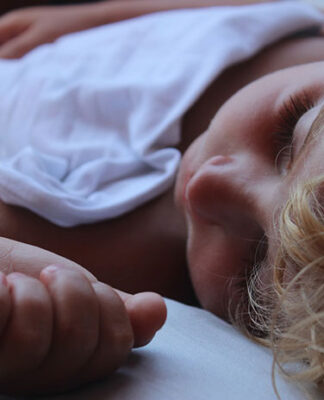 elektroniczna niania Neno